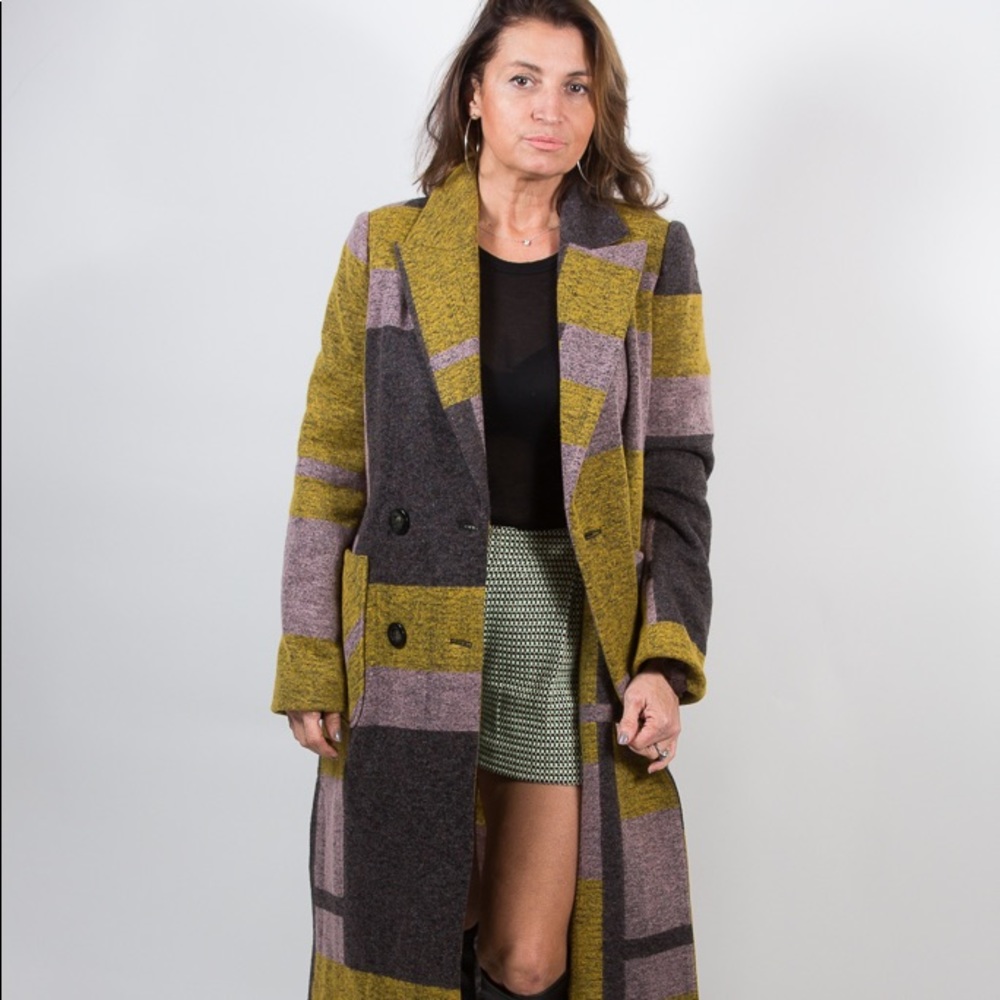 Europian brand wool light coat size 6-8 multicolor